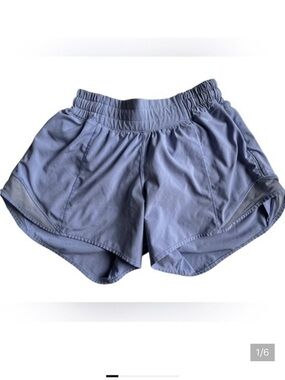 Lululemon Athletica lilac hotty hot 4” inseam